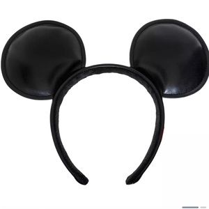 Disney Park Black ears